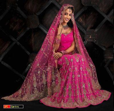 Indian Wedding Dresses on Traditional Indian Bridal Dresses    Unbelievable And Surprising